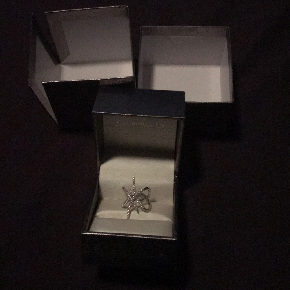 Diamond ring